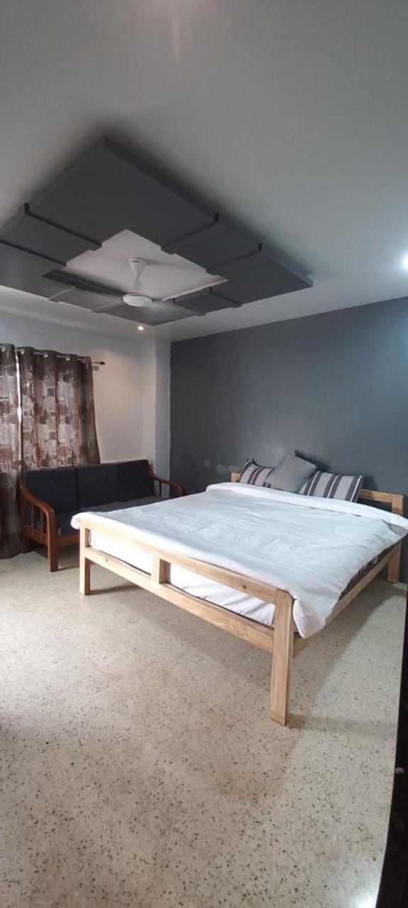 Swanky Sojourns Home Stay With 1T Ac Bedroom Kolhapur Room photo